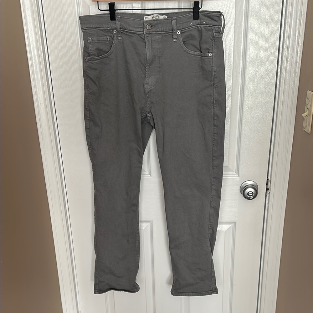 Hollister Gray Straight Jeans Classic Fit